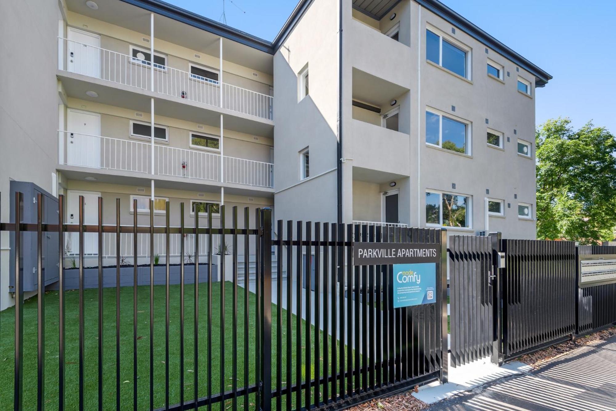 Peaceful 1-Bed Apartment Near The City Centre Melbourne Exterior photo