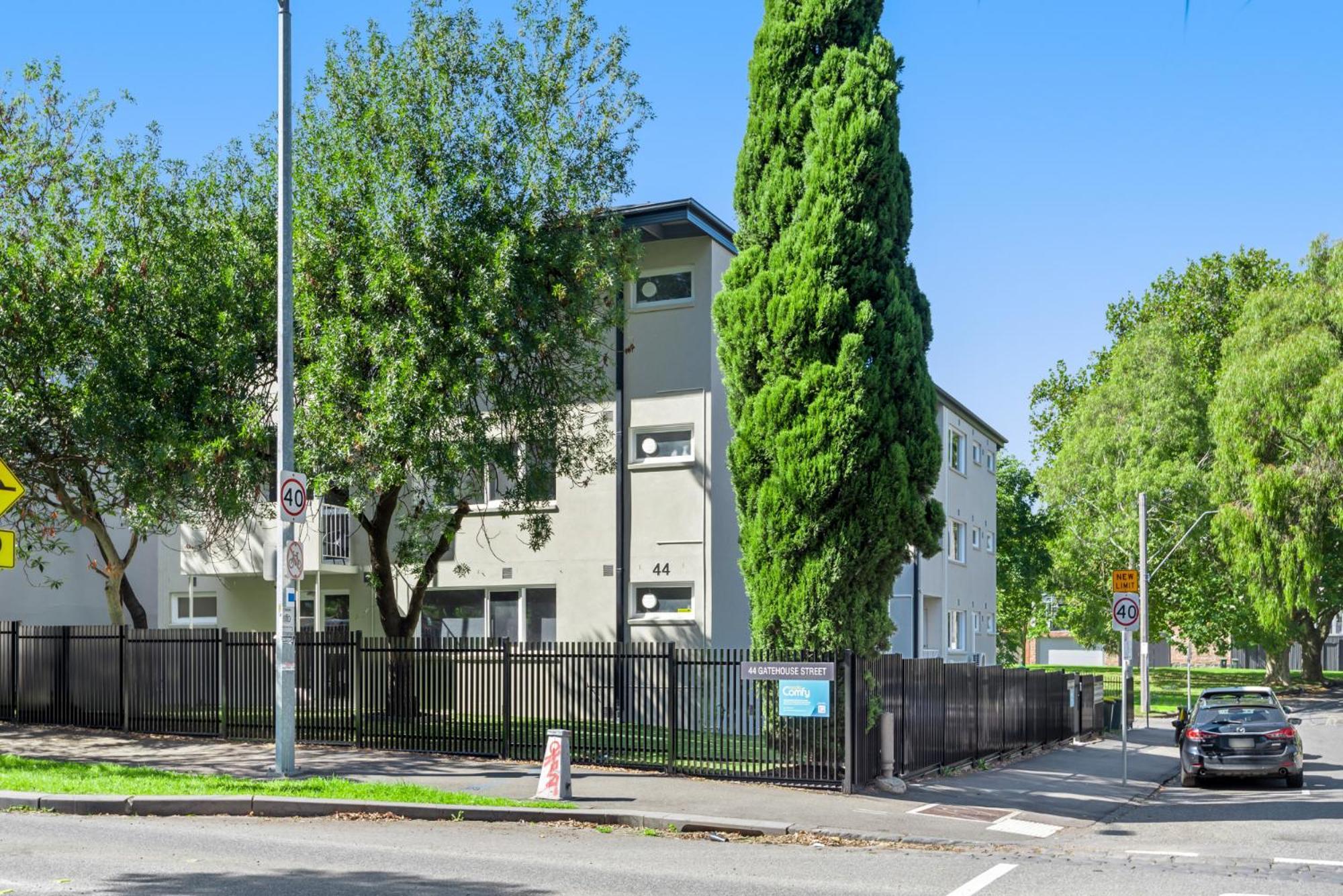 Peaceful 1-Bed Apartment Near The City Centre Melbourne Exterior photo